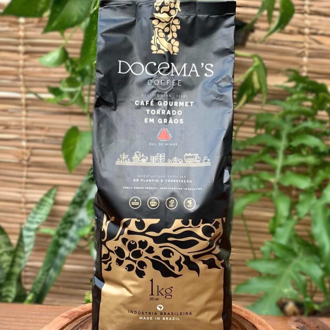 cafe-em-graos-1kg Café em grãos Docema's em embalagem de 1 quilo.